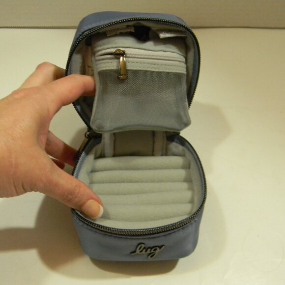 Share Lug Mini Swizzle Jewelry Case Blue NWT - Picture 3 of 7